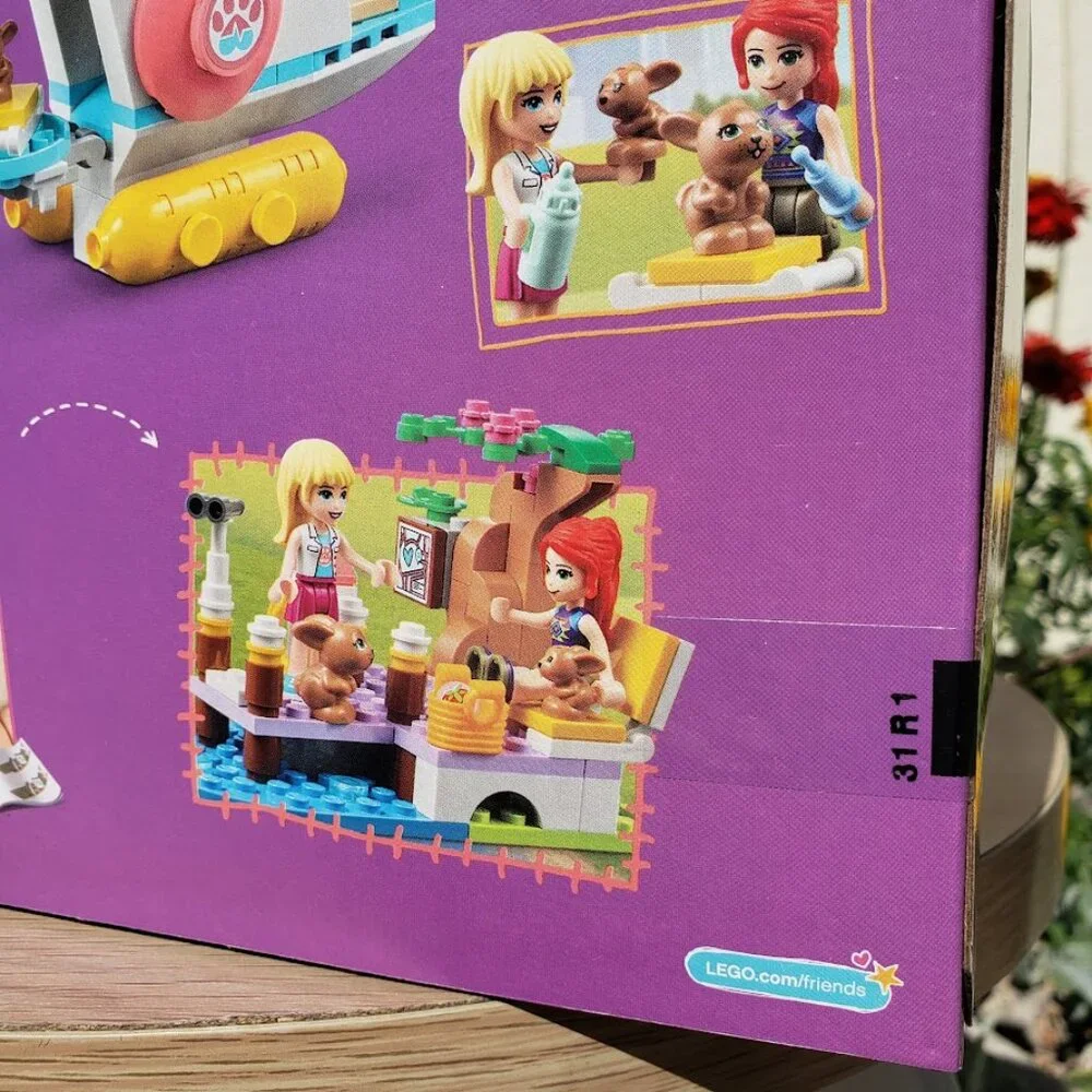 NEW LEGO FRIENDS Building Set Helicopter Vet Rescue 41692 Valentine's Day Gift 2 - Picture 14 of 16